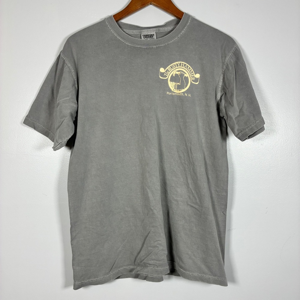 The Rusty Hammer Portsmouth NH Graphic Tee M Pub Gorp Retro Souvenir Travel